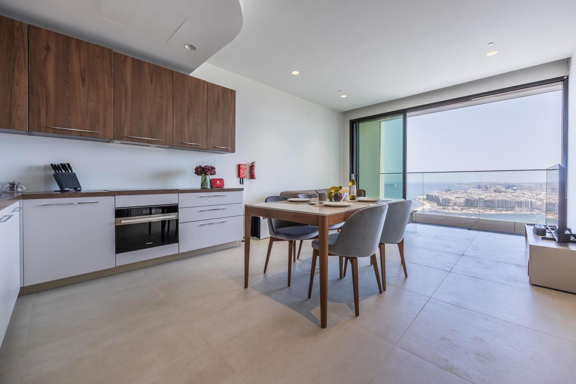 Ferienwohnung Skyline Serenity On The 25Th Floor In Mercury Tower San Ġiljan Exterior foto