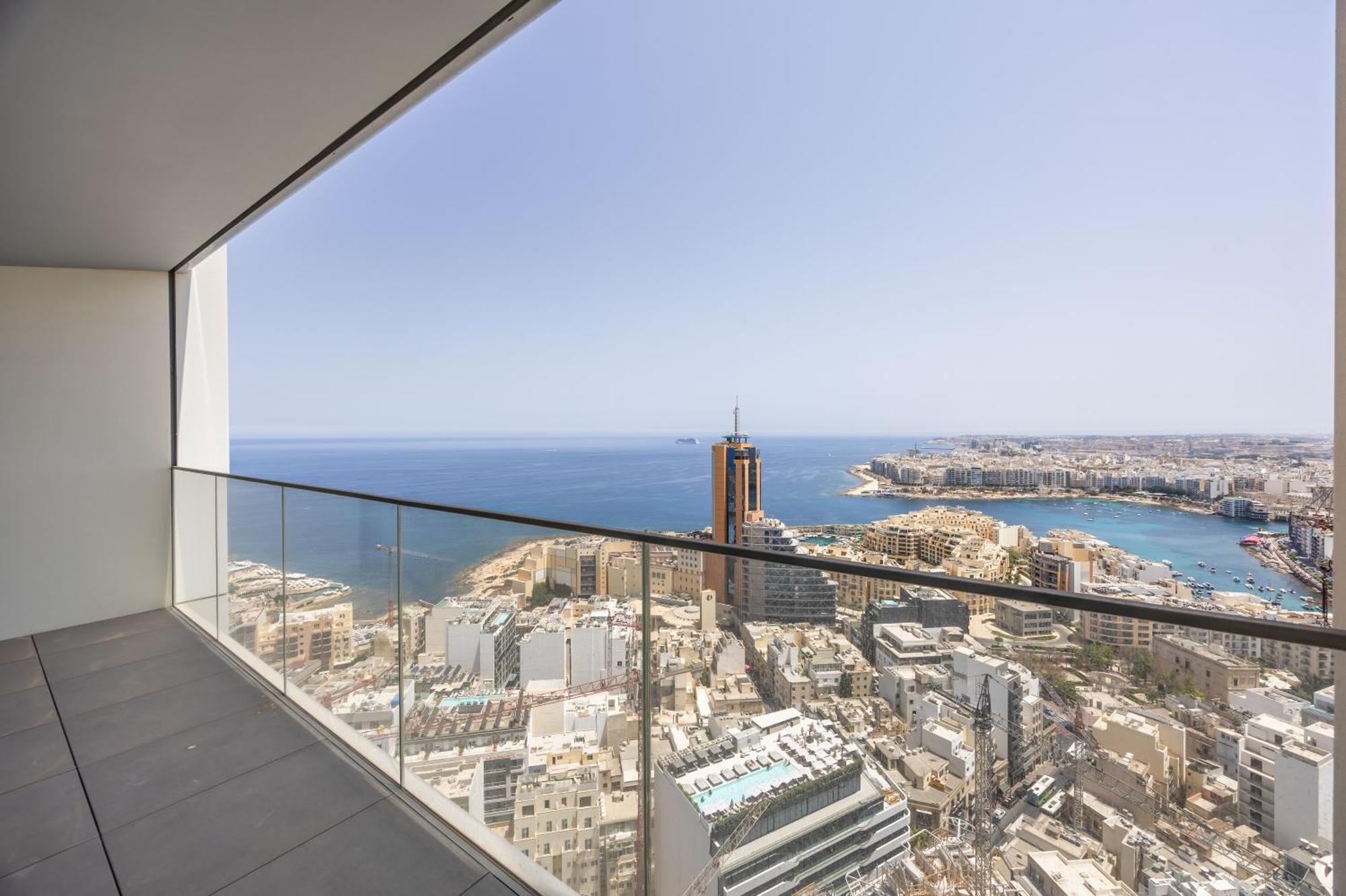 Ferienwohnung Skyline Serenity On The 25Th Floor In Mercury Tower San Ġiljan Exterior foto